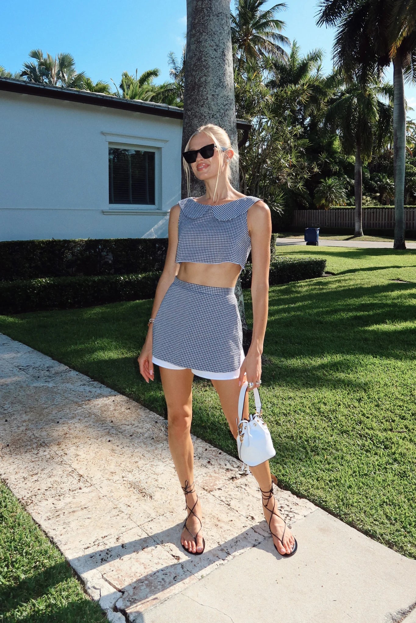 Sleeveless seersucker cropped suit