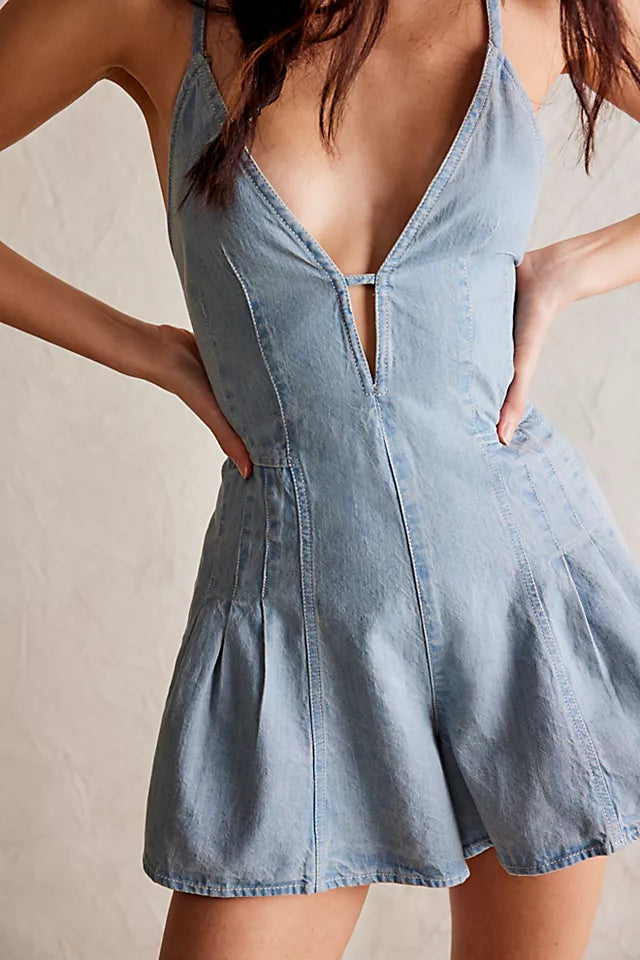 Low-cut backless denim jumpsuit