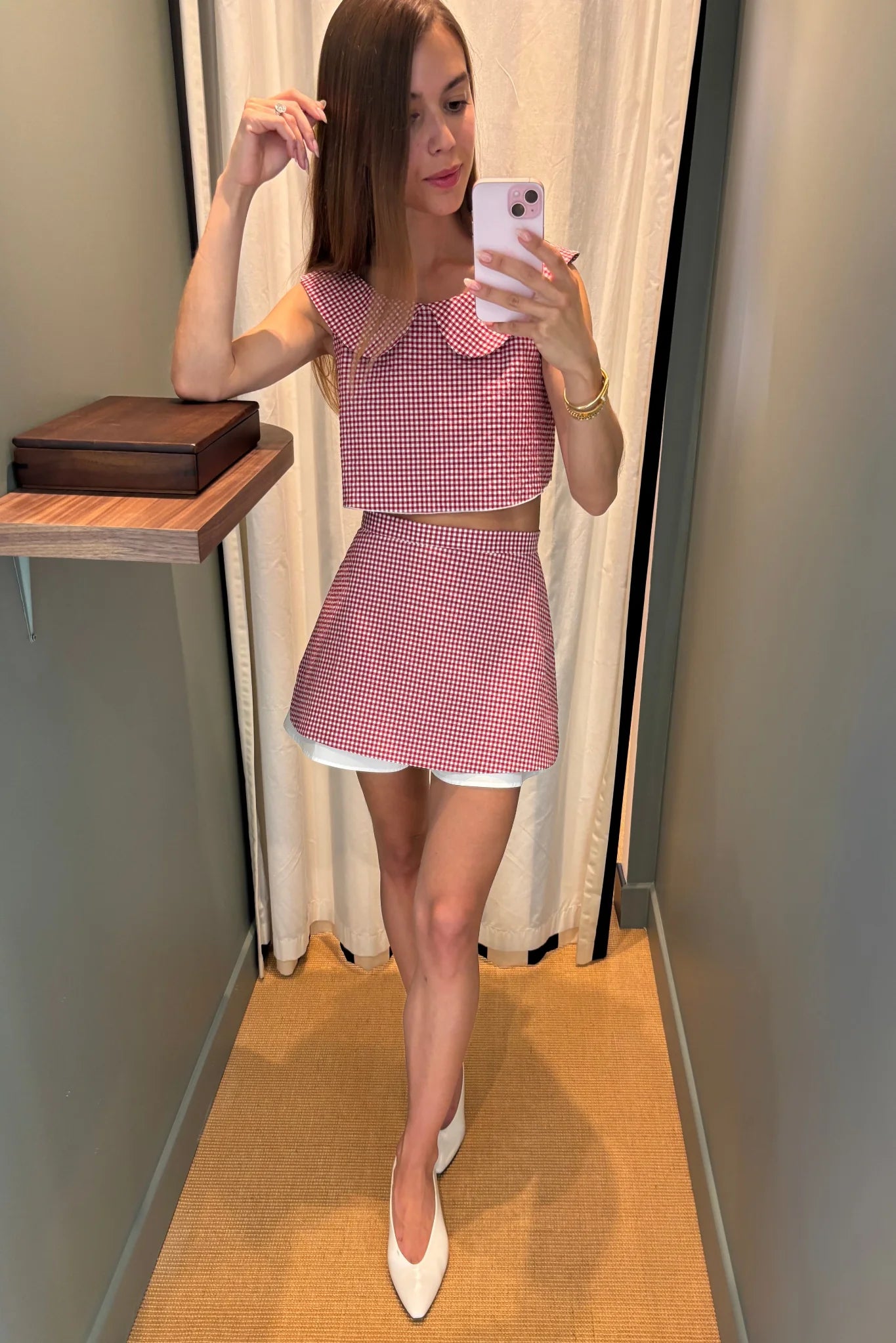 Sleeveless seersucker cropped suit