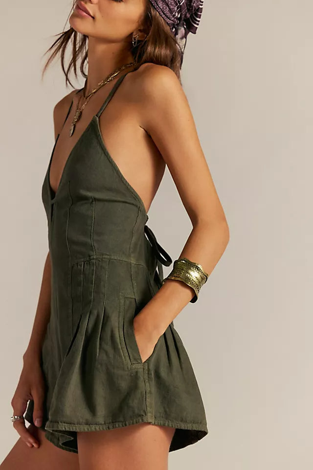 Low-cut backless denim jumpsuit
